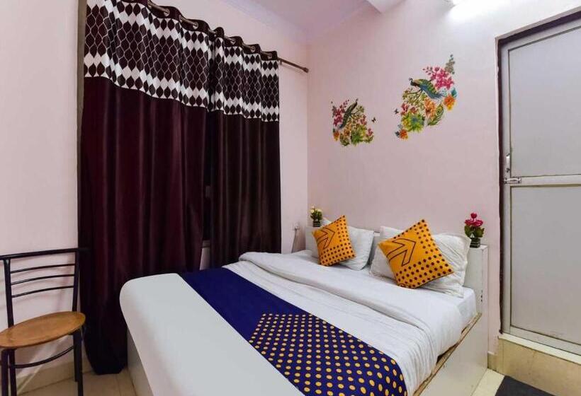 בית מלון כפרי Flagship Stay Inn