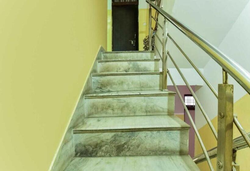 בית מלון כפרי Flagship Stay Inn