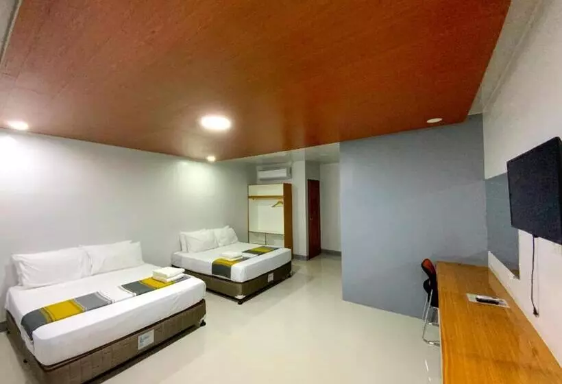 Hotelli Icon Venue And Suites