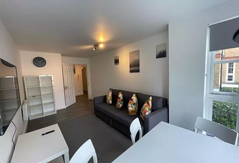 Hotelli Ilford Grand