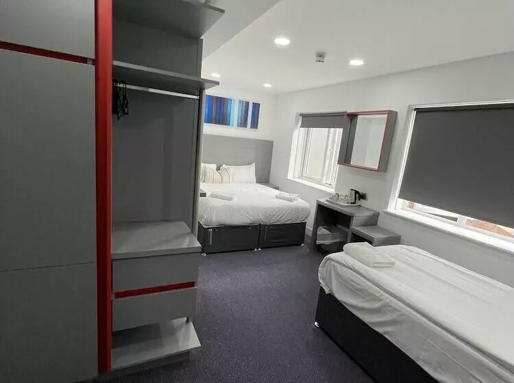 Hotelli Ilford Grand