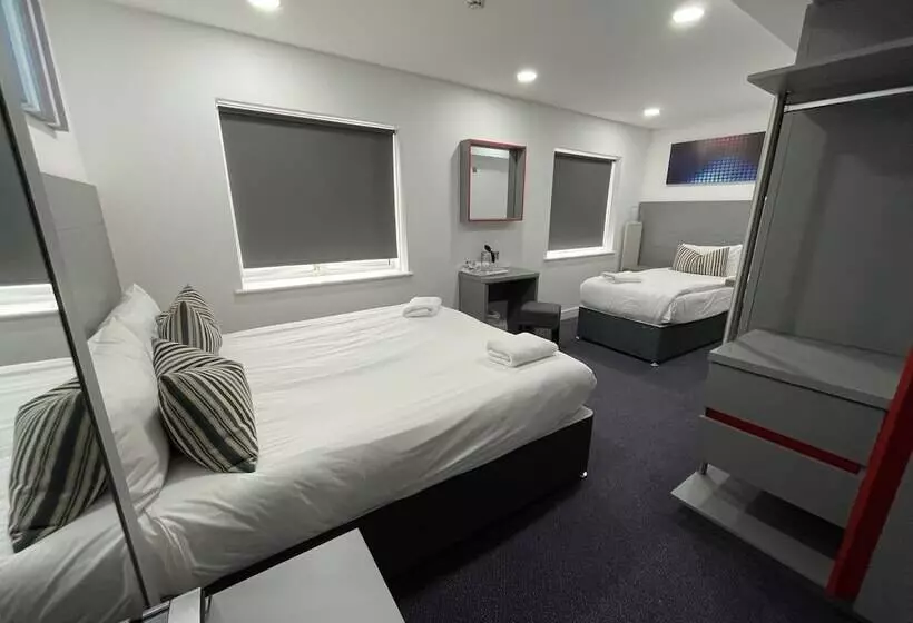 Hotelli Ilford Grand