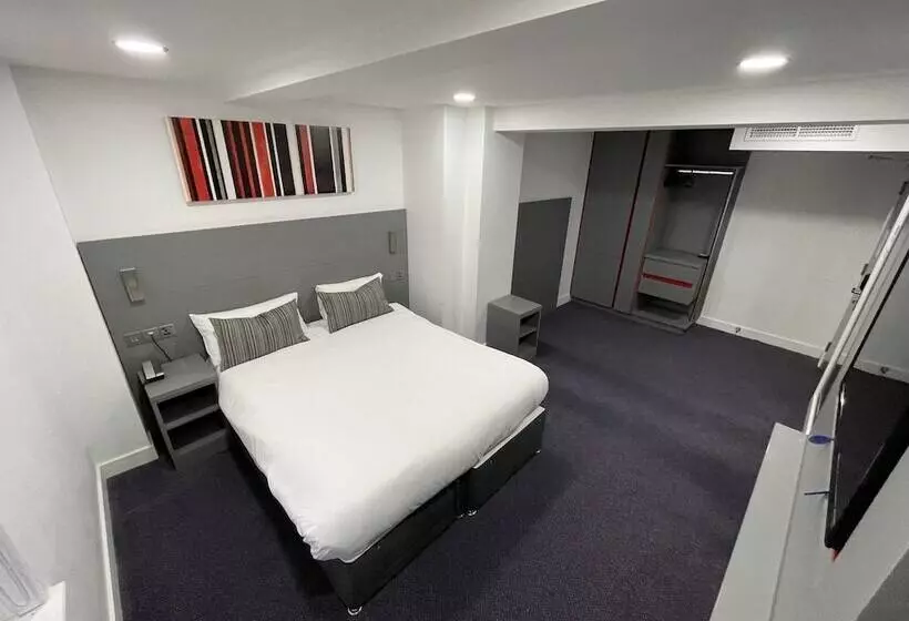 Hotelli Ilford Grand