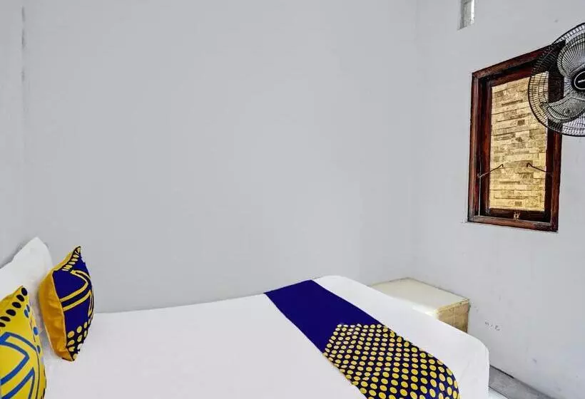 Hotelli Spot On 92086 Fun Guesthouse