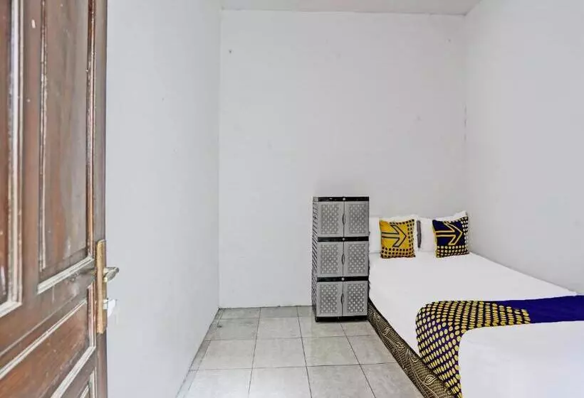 Hotelli Spot On 92086 Fun Guesthouse