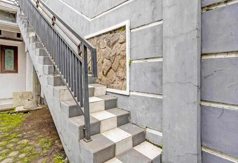 Szálloda Spot On 92086 Fun Guesthouse