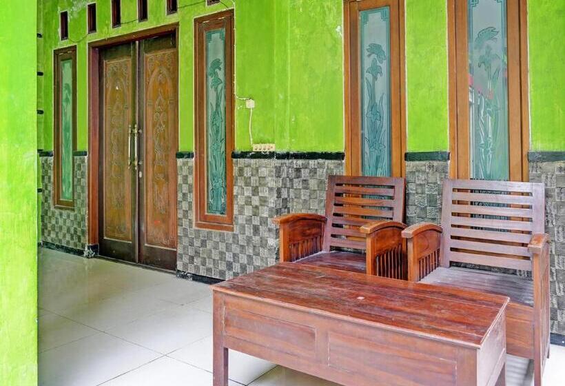 Szálloda Spot On 92086 Fun Guesthouse