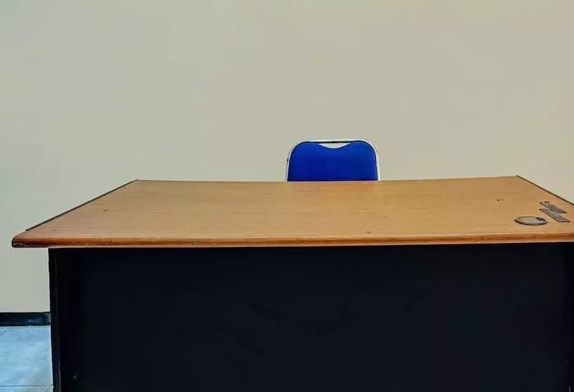 Hotelli Spot On 92091 Citra Omah Syariah