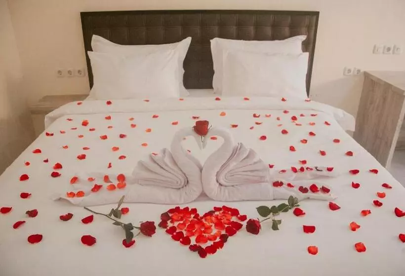 ホテル The Laviana