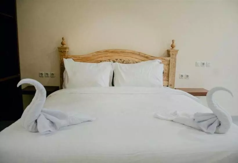 ホテル The Laviana