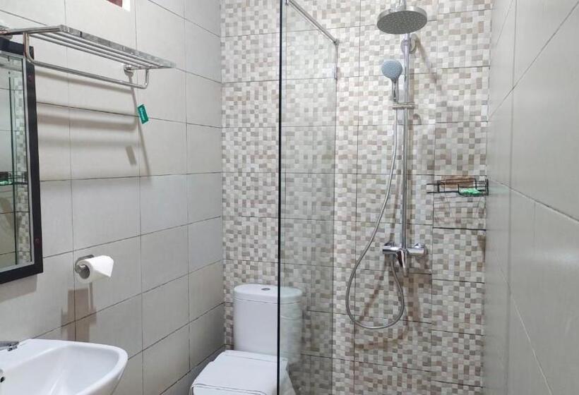 Отель The Laviana