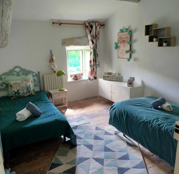 Пансион Domaine Du Moulin De Cors