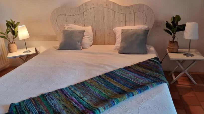 Пансион Domaine Du Moulin De Cors