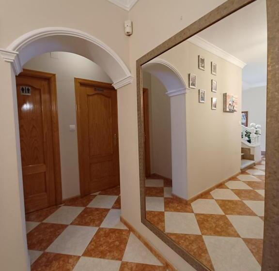 Pensió Gibraltar Views Guest House