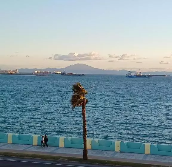 Majatalo Gibraltar Views Guest House