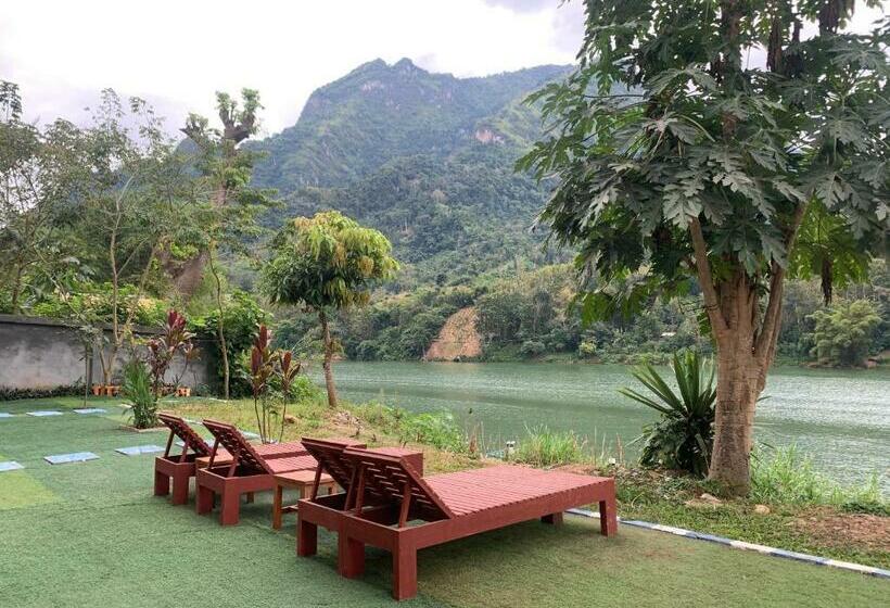 פנסיון Nongkhaiw River View