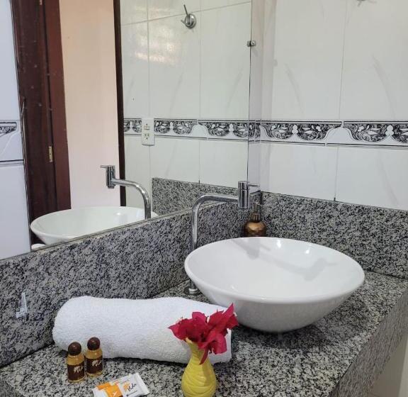 펜션 Pousada Toca Do Lobo