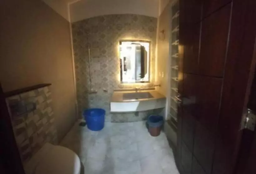 پانسیون White House Executive   Guest House Islamabad