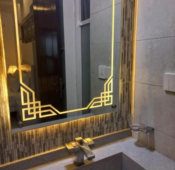 پانسیون White House Executive   Guest House Islamabad