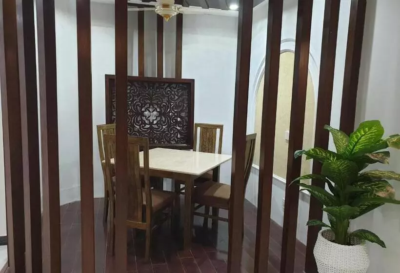 پانسیون White House Executive   Guest House Islamabad