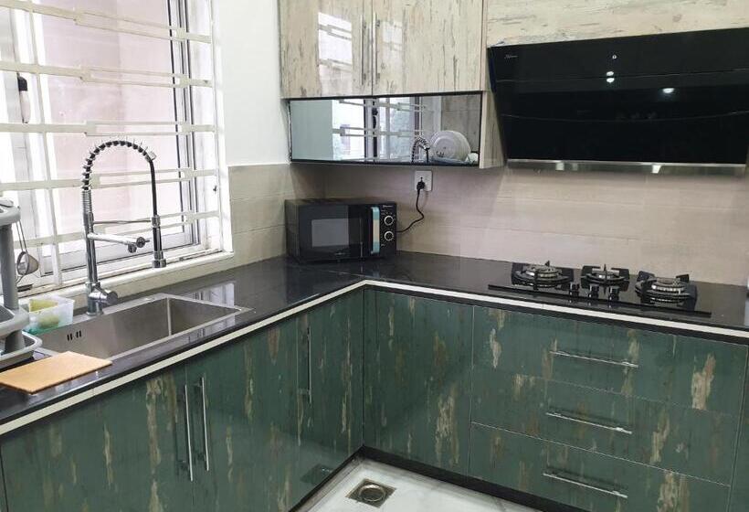 پانسیون White House Executive   Guest House Islamabad