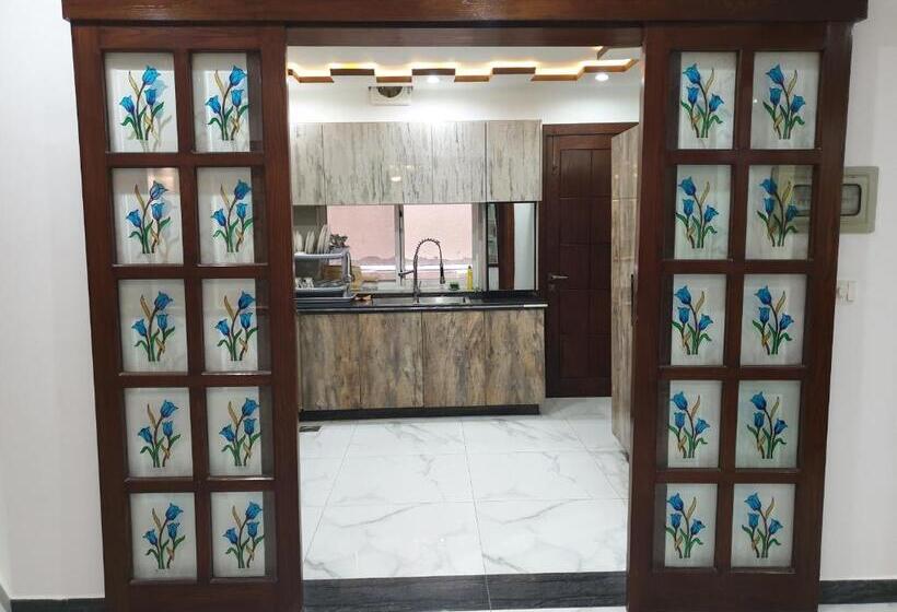 پانسیون White House Executive   Guest House Islamabad