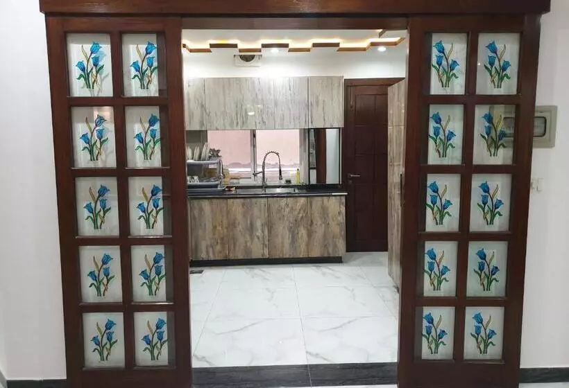 پانسیون White House Executive   Guest House Islamabad