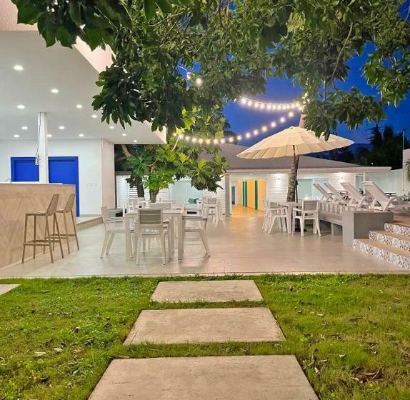 Pension Zaba Beach House