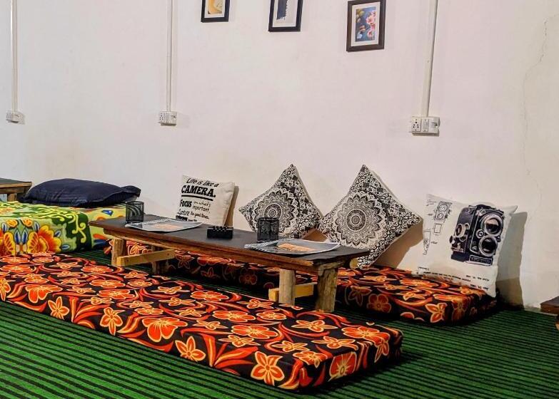 هاستل Damnbro Cafe & Stay Kasol