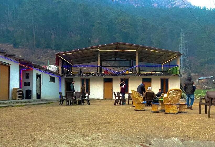 هاستل Damnbro Cafe & Stay Kasol