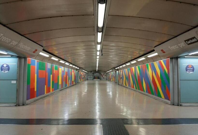 تختخواب و صبحانه Fifth Floor