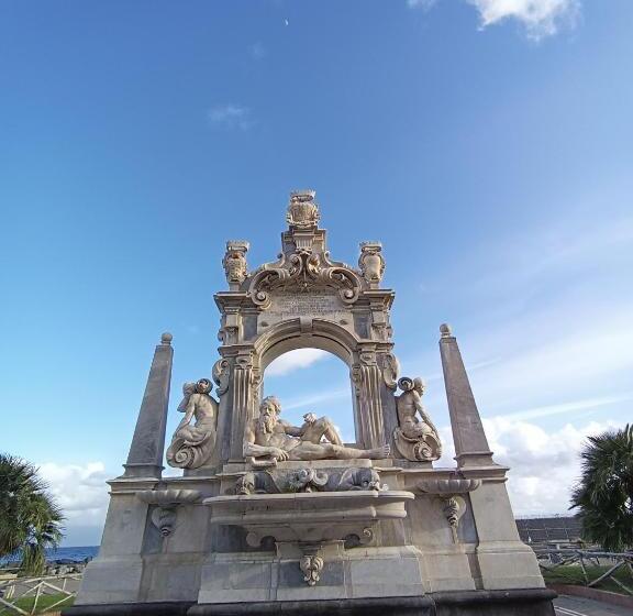 تختخواب و صبحانه Fifth Floor