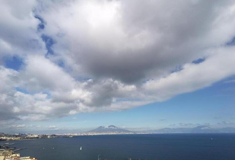 تختخواب و صبحانه Fifth Floor