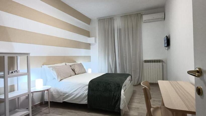 تختخواب و صبحانه Fifth Floor