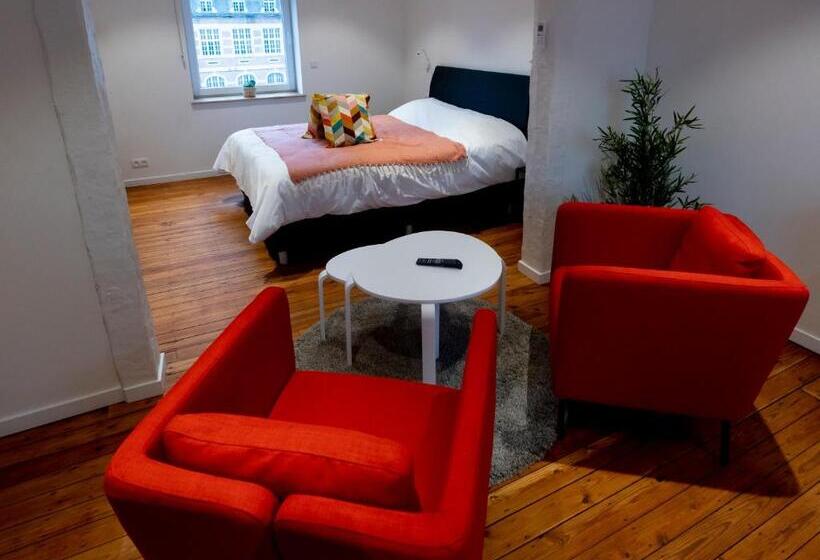 تختخواب و صبحانه Les Gîtes Du Palais