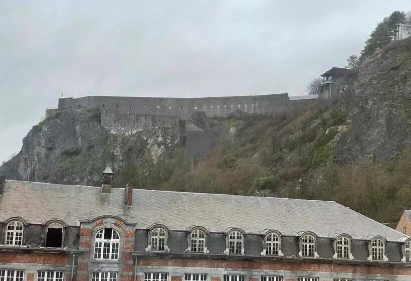 ベッドアンドブレックファースト Les Gîtes Du Palais