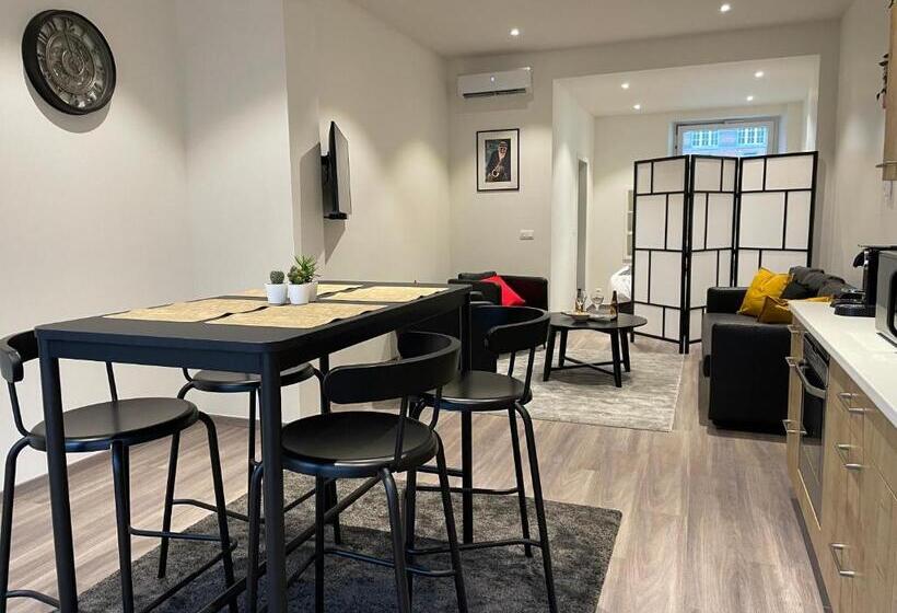 تختخواب و صبحانه Les Gîtes Du Palais