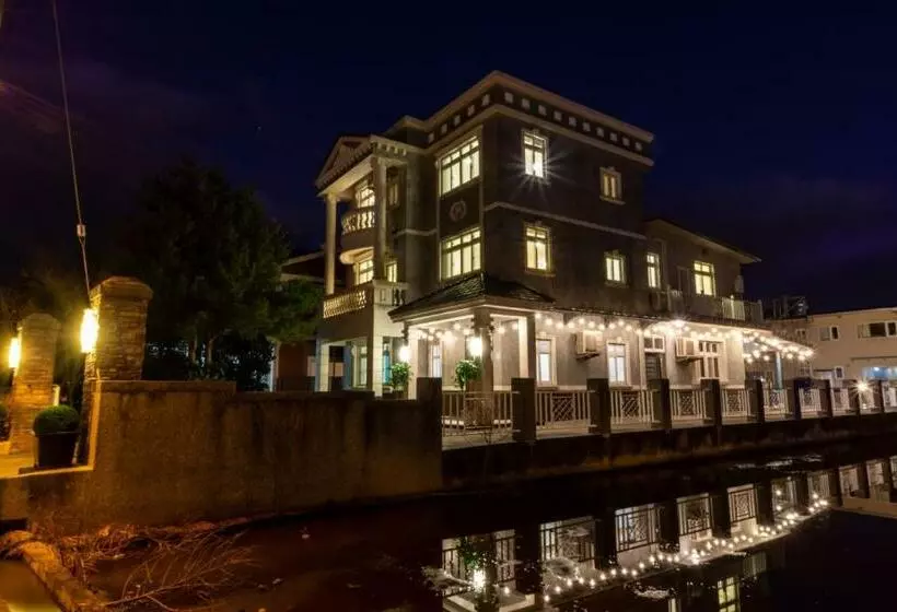 تختخواب و صبحانه Romatic Venice Homestay