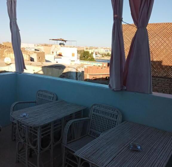 住宿加早餐  Rose House