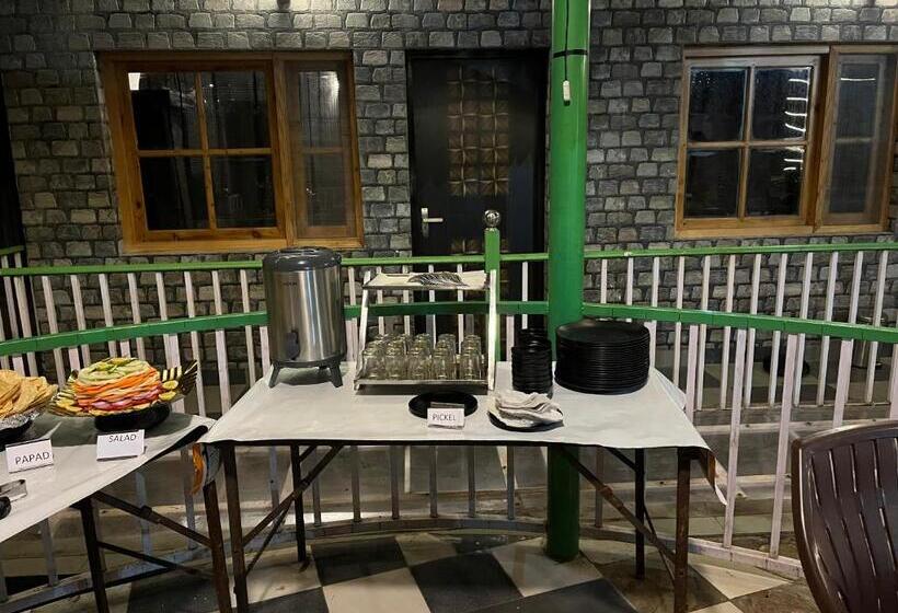 Cedar Woods Resort By Heyan Hotels