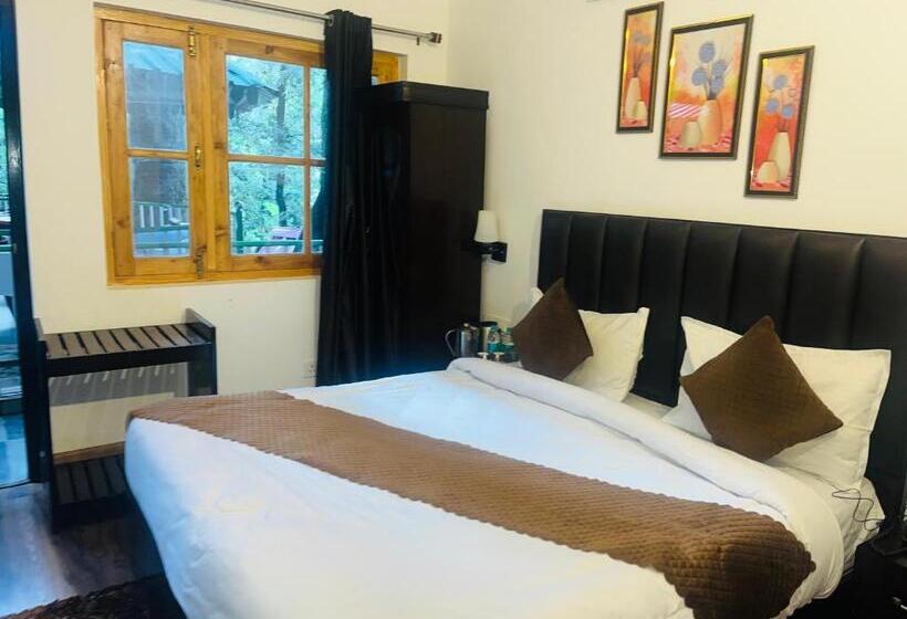 Cedar Woods Resort By Heyan Hotels