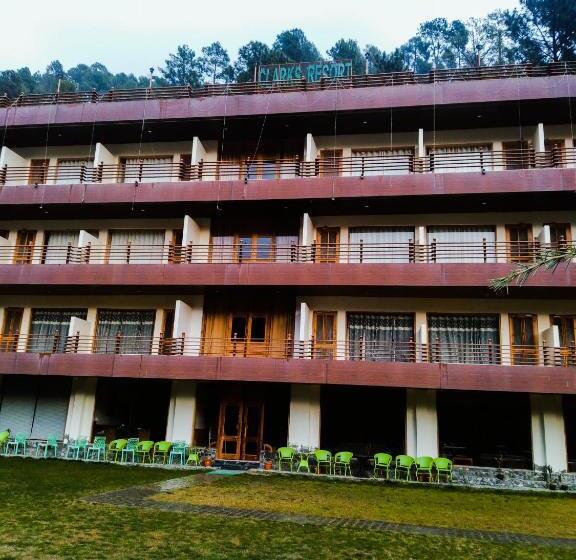 Hotel The Clarks Resort