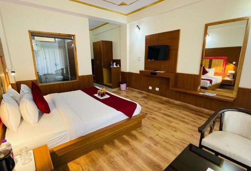 Hotel The Clarks Resort