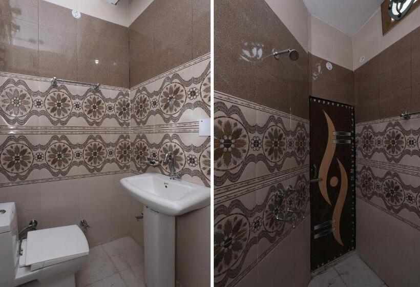 酒店 Oyo Flagship 80563 Golden Guset House