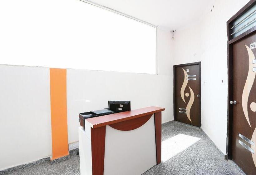 酒店 Oyo Flagship 80563 Golden Guset House