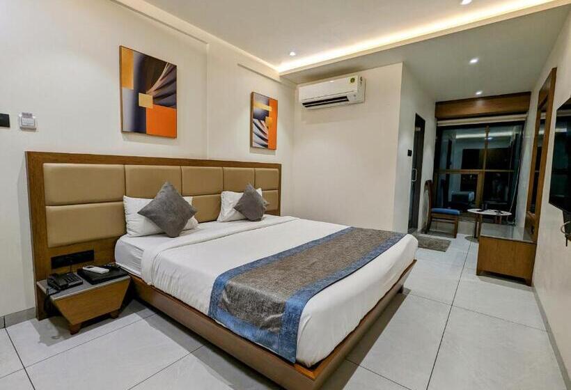 Hotell Red Chillee Restro