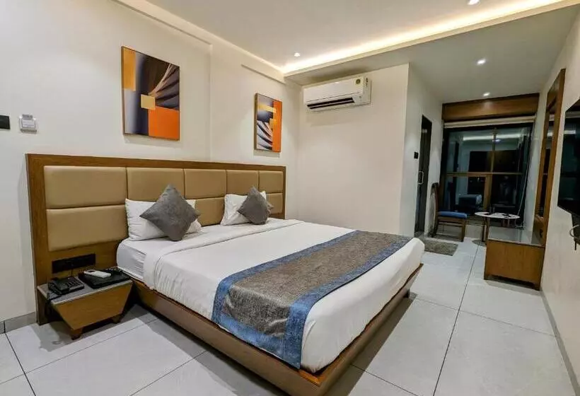 Hotelli Red Chillee Restro