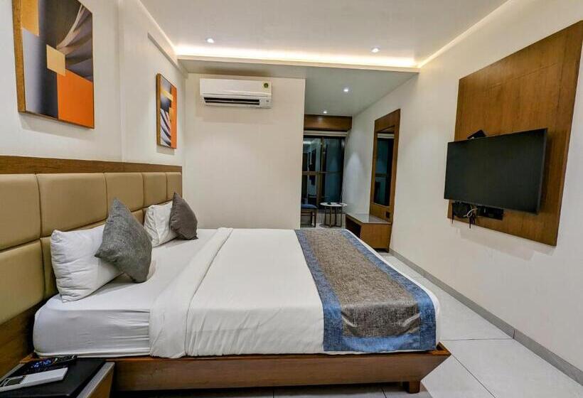 Hotell Red Chillee Restro