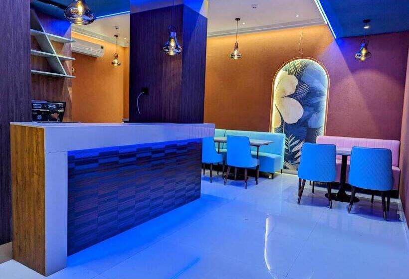 Hotell Red Chillee Restro