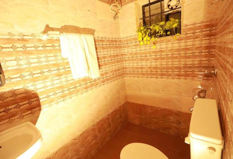 ホテル The Waves Fortkochi